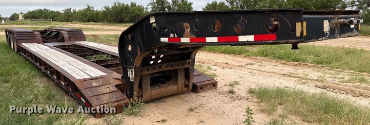 image for item ED5740 1998 Fontaine TB50NGB lowboy equipment trailer