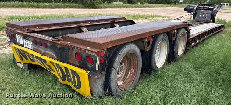 image for item ED5740 1998 Fontaine TB50NGB lowboy equipment trailer