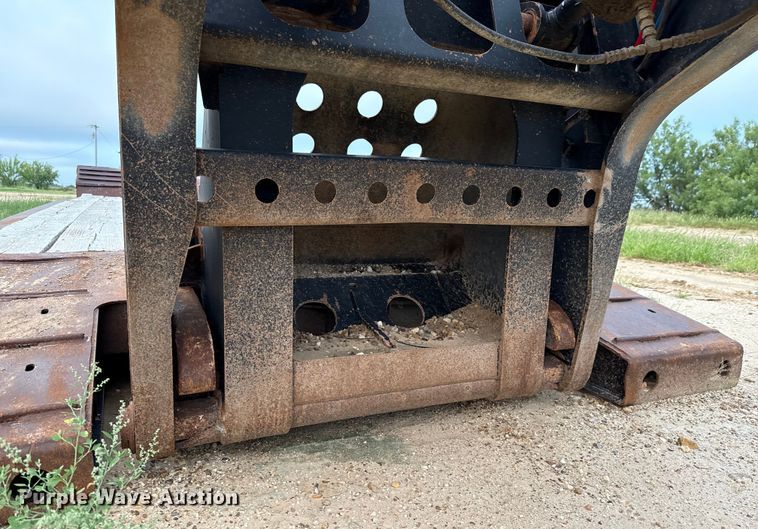 image for item ED5740 1998 Fontaine TB50NGB lowboy equipment trailer