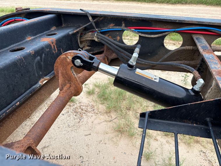 image for item ED5740 1998 Fontaine TB50NGB lowboy equipment trailer