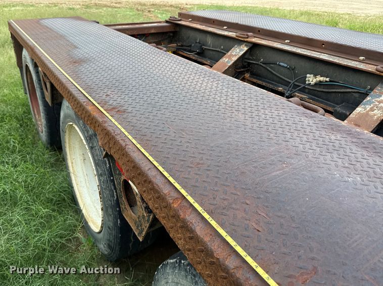 image for item ED5740 1998 Fontaine TB50NGB lowboy equipment trailer