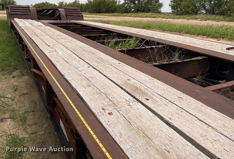 image for item ED5740 1998 Fontaine TB50NGB lowboy equipment trailer