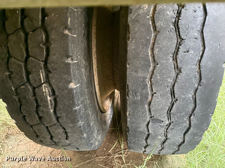 image for item ED5740 1998 Fontaine TB50NGB lowboy equipment trailer