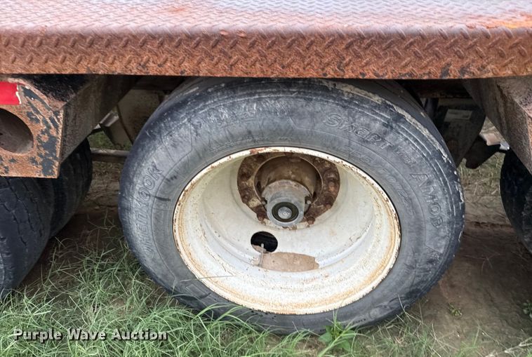 image for item ED5740 1998 Fontaine TB50NGB lowboy equipment trailer