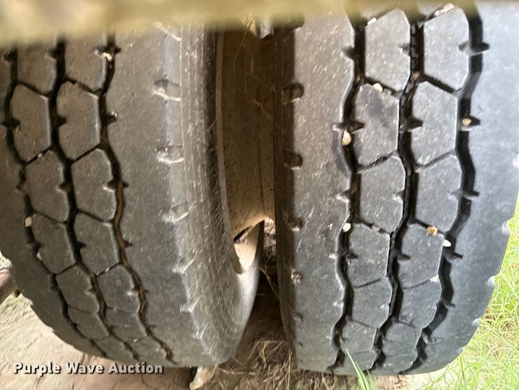 image for item ED5740 1998 Fontaine TB50NGB lowboy equipment trailer