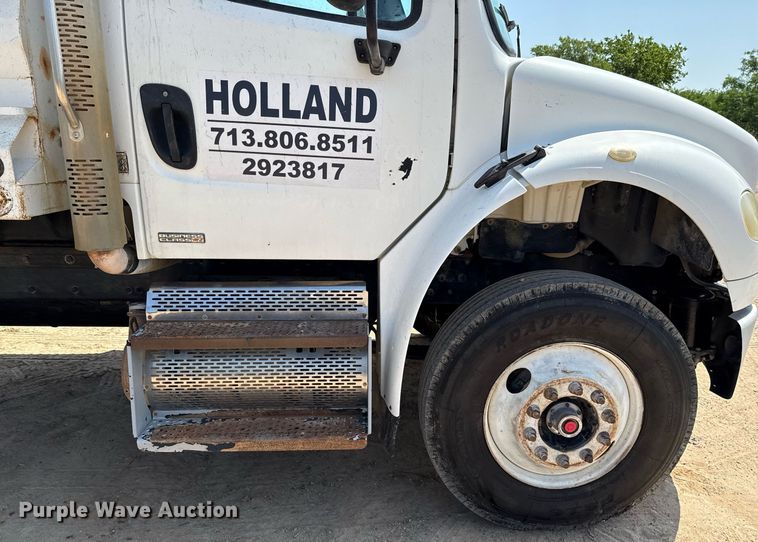image for item ED5743 2008 Freightliner Business Class M2 dump truck