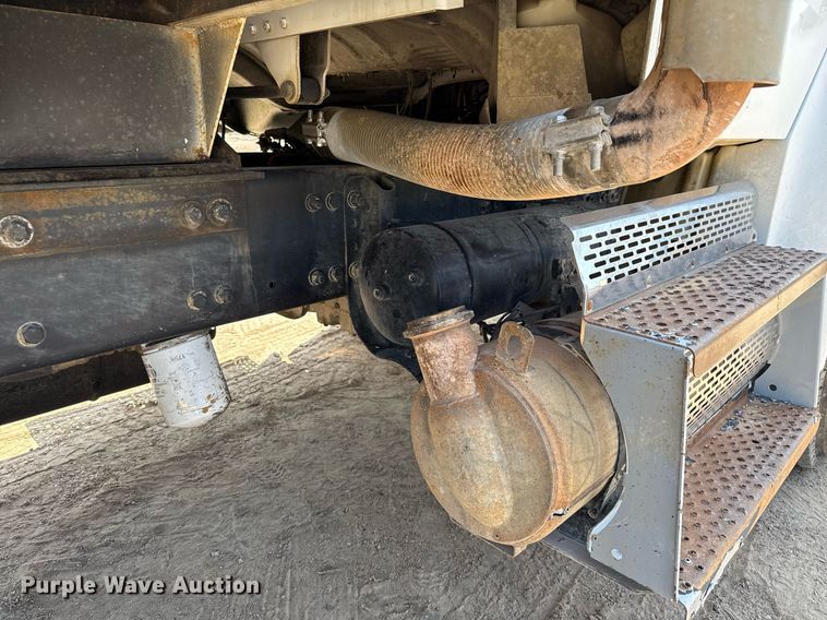 image for item ED5743 2008 Freightliner Business Class M2 dump truck