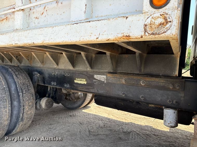 image for item ED5743 2008 Freightliner Business Class M2 dump truck