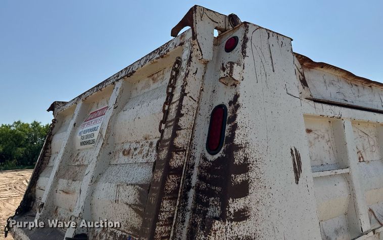 image for item ED5743 2008 Freightliner Business Class M2 dump truck