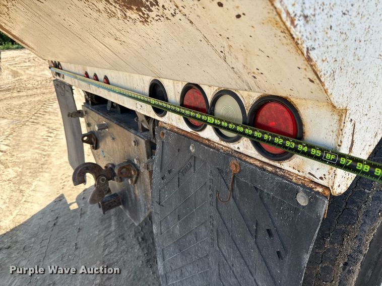 image for item ED5743 2008 Freightliner Business Class M2 dump truck