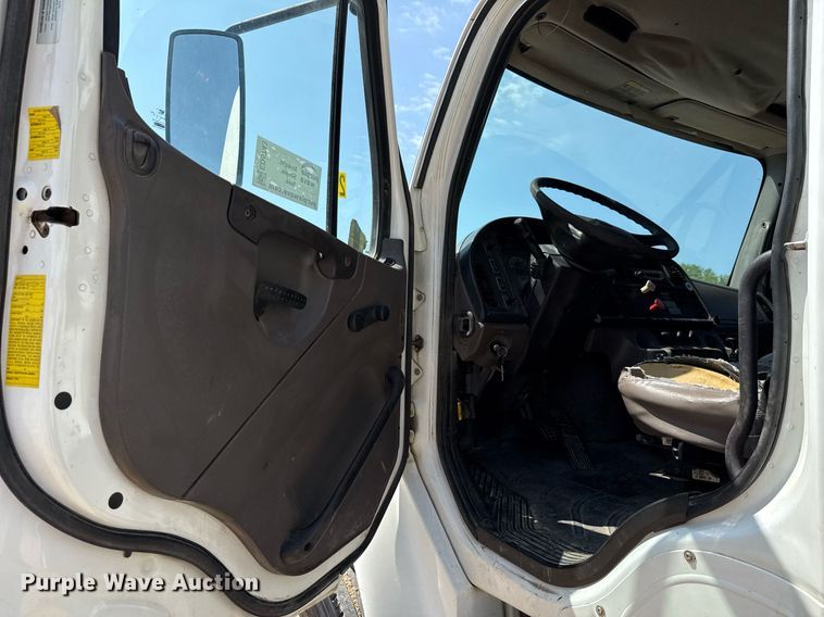 image for item ED5743 2008 Freightliner Business Class M2 dump truck