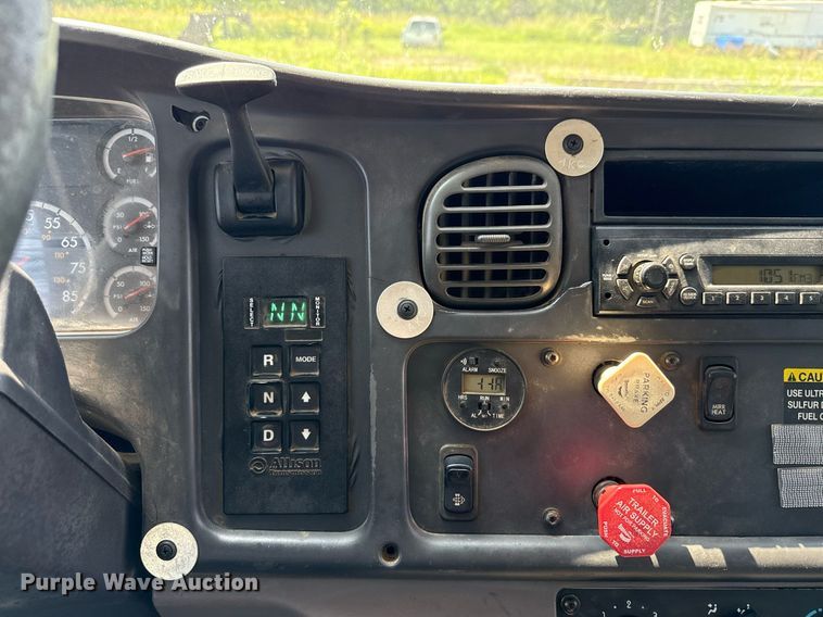 image for item ED5743 2008 Freightliner Business Class M2 dump truck