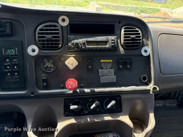 image for item ED5743 2008 Freightliner Business Class M2 dump truck