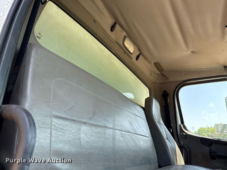 image for item ED5743 2008 Freightliner Business Class M2 dump truck