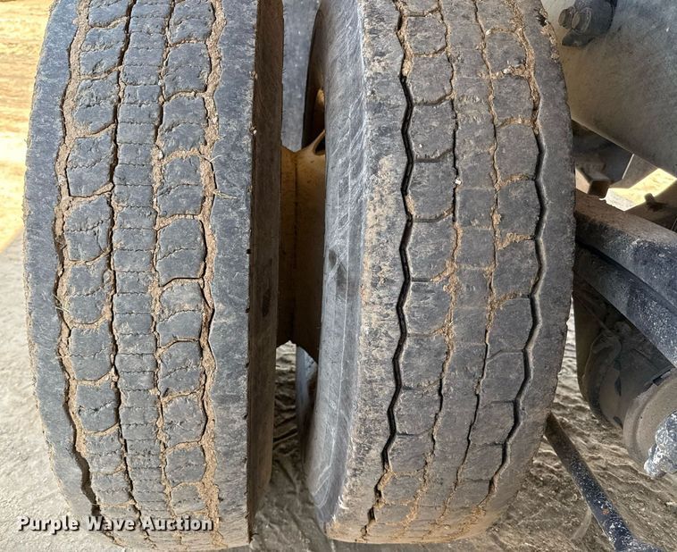 image for item ED5743 2008 Freightliner Business Class M2 dump truck