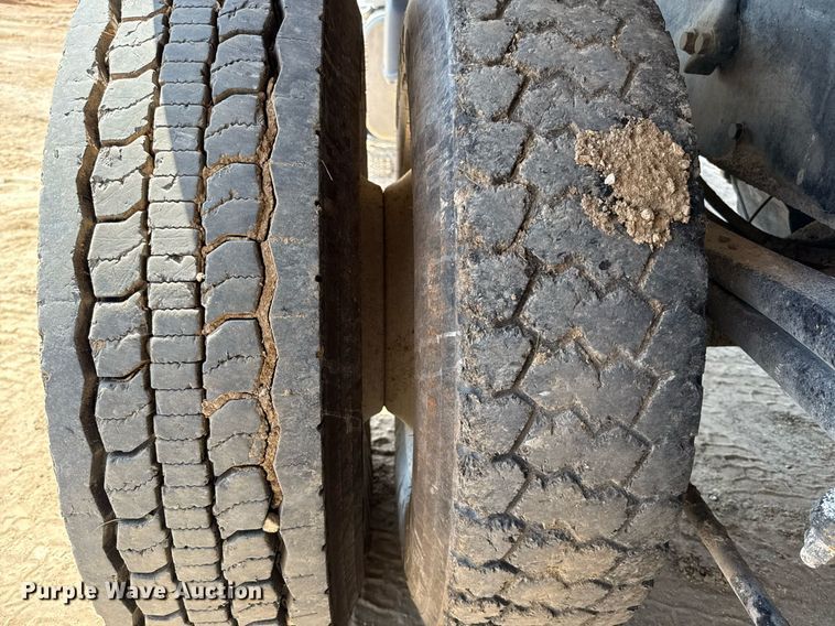 image for item ED5743 2008 Freightliner Business Class M2 dump truck