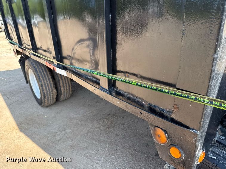 image for item ED5744 2006 Ford LCF dump truck