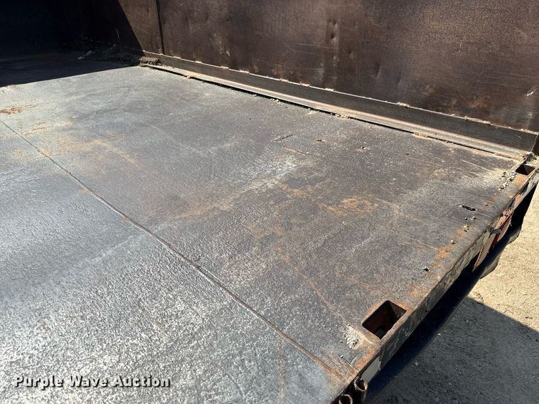 image for item ED5744 2006 Ford LCF dump truck