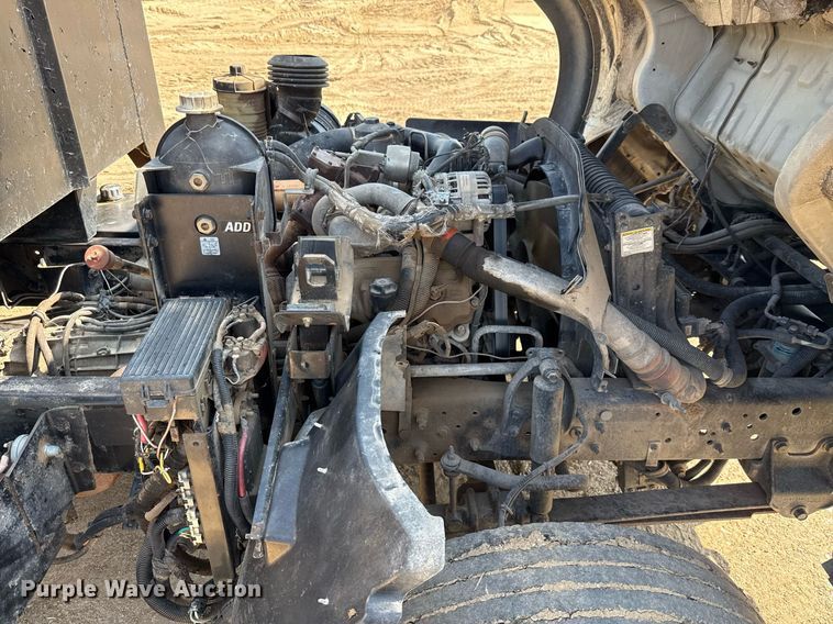 image for item ED5744 2006 Ford LCF dump truck