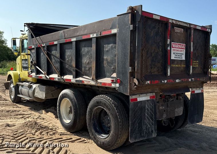 image for item ED5745 1990 International 9300 dump truck
