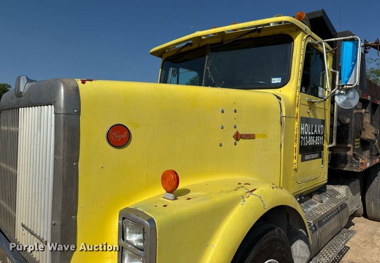 image for item ED5745 1990 International 9300 dump truck