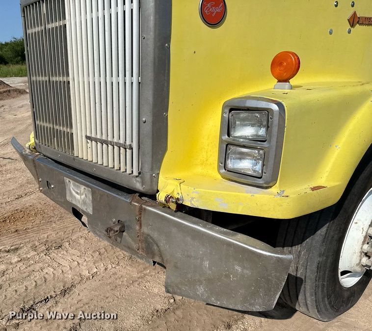 image for item ED5745 1990 International 9300 dump truck