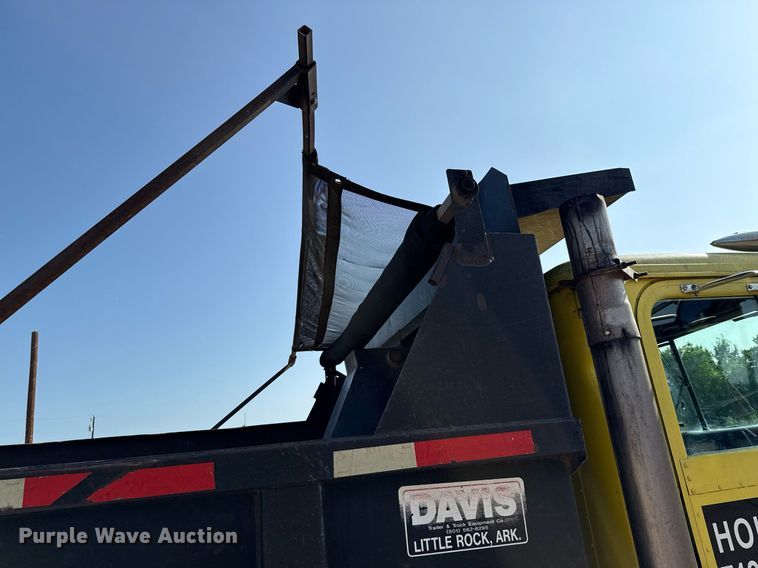 image for item ED5745 1990 International 9300 dump truck