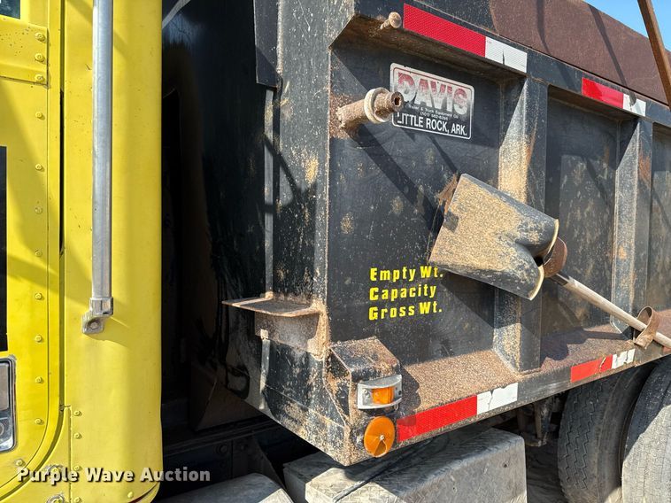 image for item ED5745 1990 International 9300 dump truck