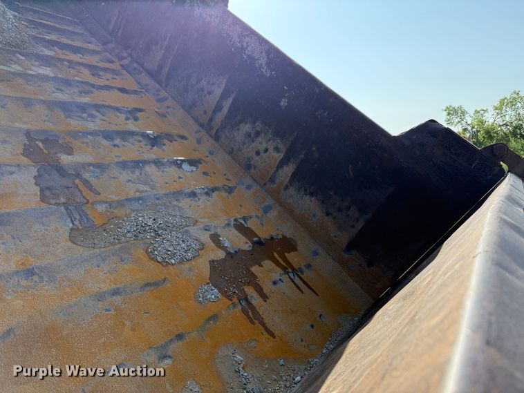 image for item ED5745 1990 International 9300 dump truck