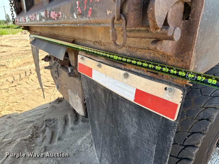 image for item ED5745 1990 International 9300 dump truck