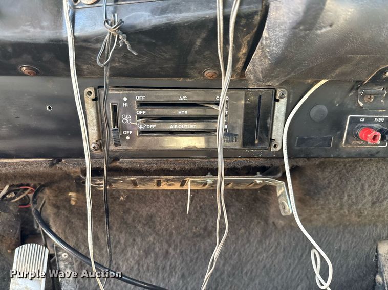 image for item ED5745 1990 International 9300 dump truck