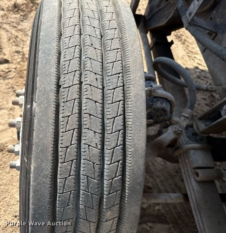 image for item ED5745 1990 International 9300 dump truck