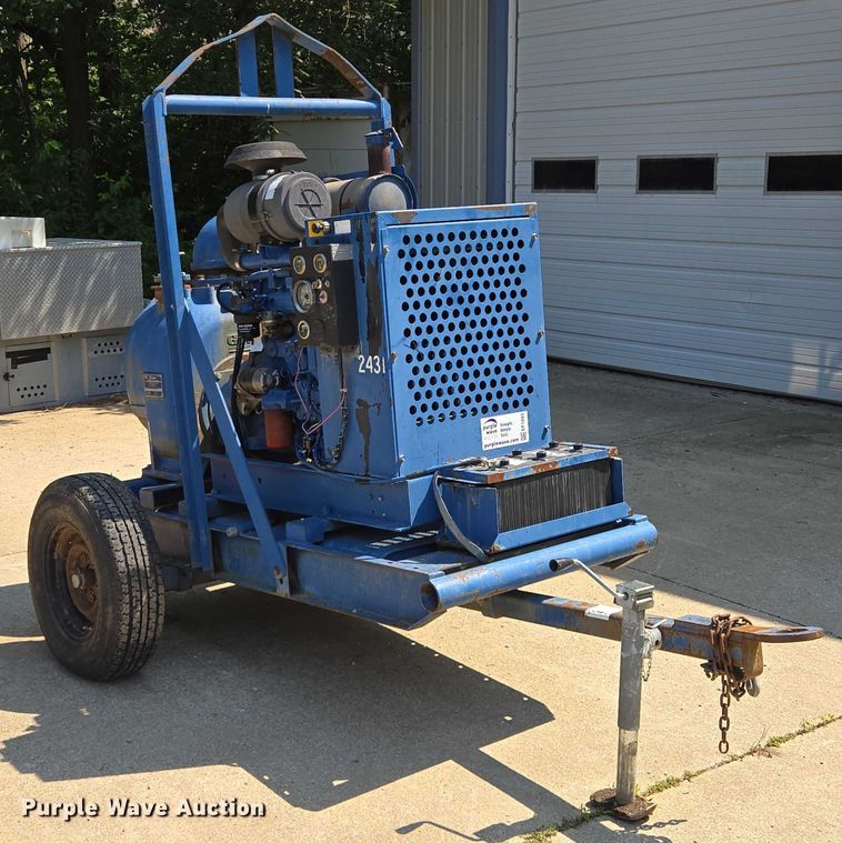 image for item EF1493 Gorman-Rupp  CE6A60-4045D trash pump 