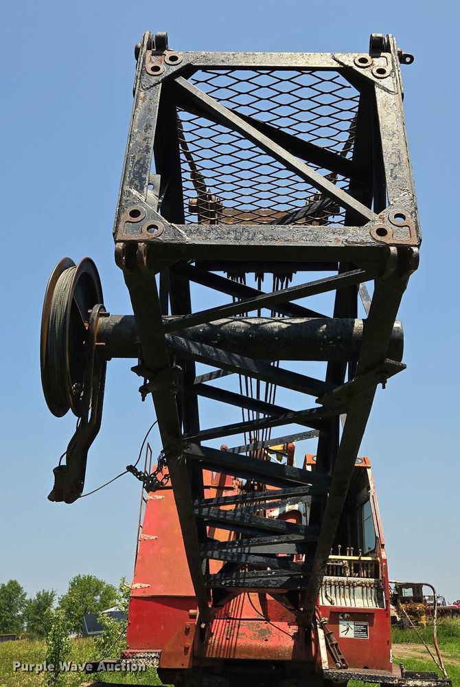 image for item EF1495 1969 Link Belt LS108B crane