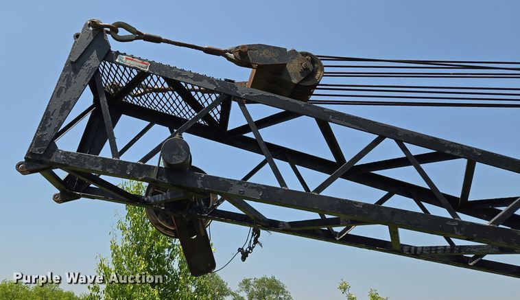 image for item EF1495 1969 Link Belt LS108B crane