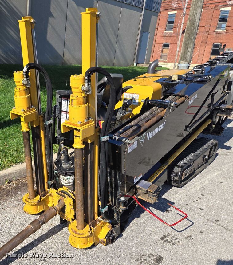 image for item EF1513 2022 Vermeer Navigator S3 D20x22 III directional boring unit