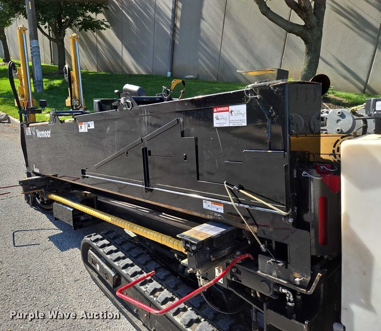 image for item EF1513 2022 Vermeer Navigator S3 D20x22 III directional boring unit
