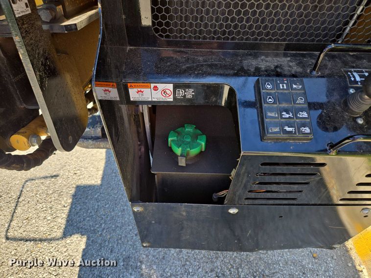 image for item EF1513 2022 Vermeer Navigator S3 D20x22 III directional boring unit