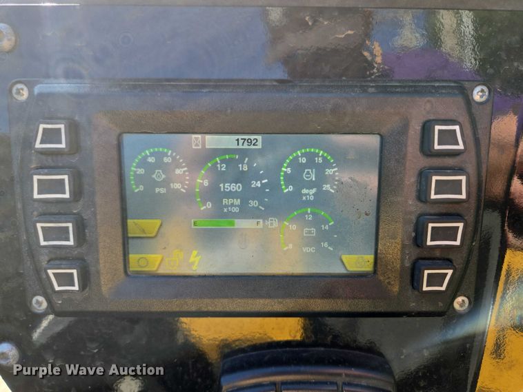 image for item EF1513 2022 Vermeer Navigator S3 D20x22 III directional boring unit