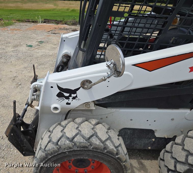 image for item EF1514 2018 Bobcat S570 skid steer loader