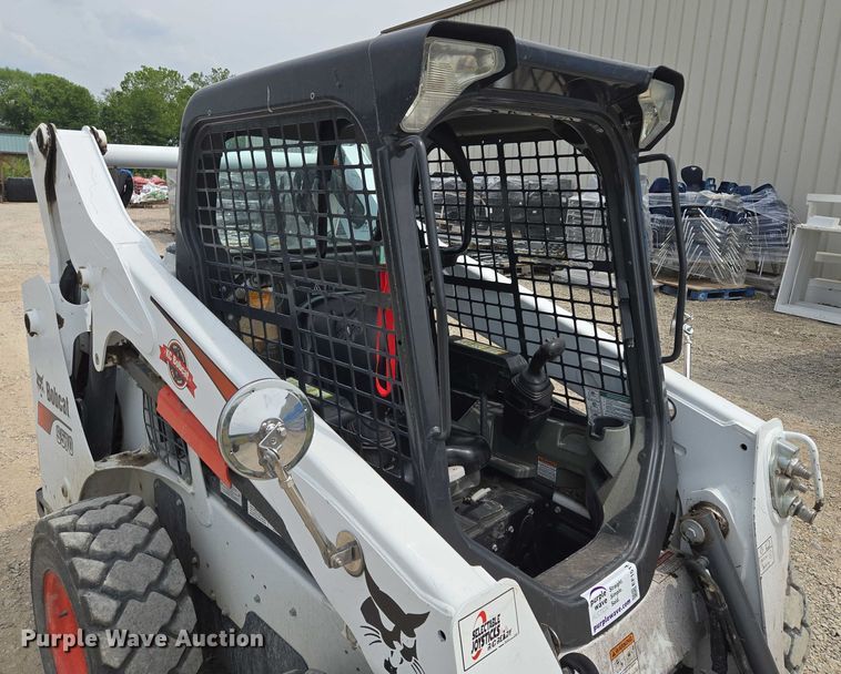 image for item EF1514 2018 Bobcat S570 skid steer loader