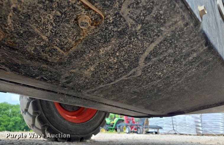 image for item EF1514 2018 Bobcat S570 skid steer loader