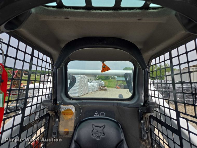 image for item EF1514 2018 Bobcat S570 skid steer loader