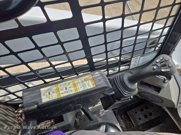 image for item EF1514 2018 Bobcat S570 skid steer loader