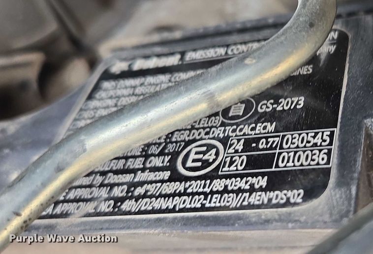 image for item EF1514 2018 Bobcat S570 skid steer loader