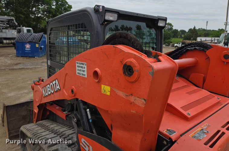 image for item EF1517 2019 Kubota SVL75-2 tracked skid steer loader