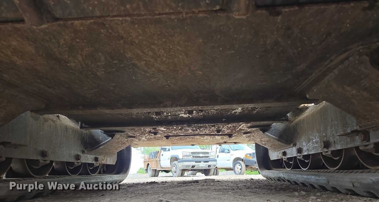 image for item EF1517 2019 Kubota SVL75-2 tracked skid steer loader