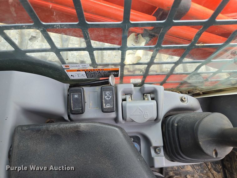 image for item EF1517 2019 Kubota SVL75-2 tracked skid steer loader