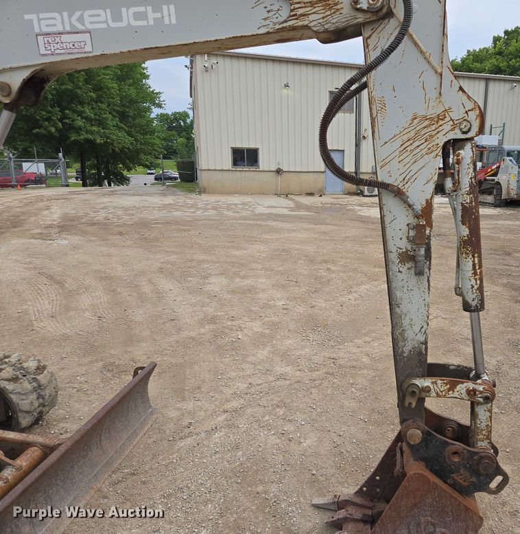 image for item EF1520 Takeuchi TB135 mini excavator