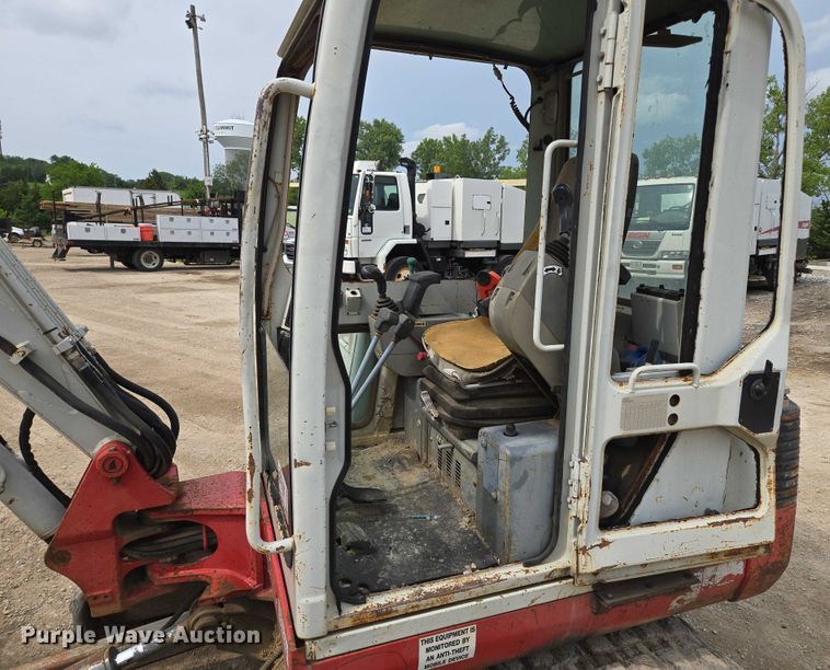 image for item EF1520 Takeuchi TB135 mini excavator